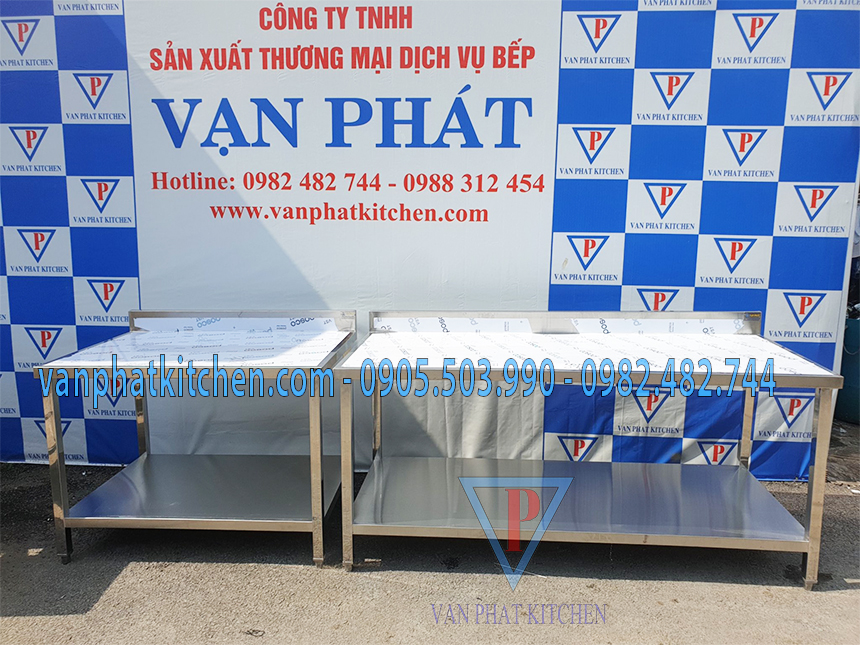 Bàn inox công nghiệp