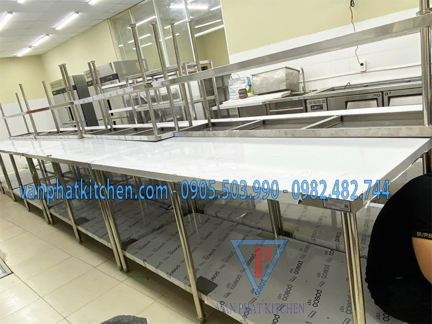 Bàn inox công nghiệp