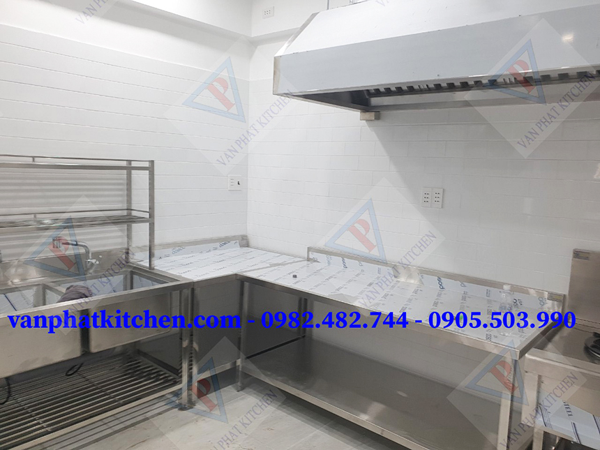 Bàn inox công nghiệp