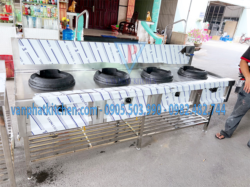 Bếp á công nghiệp