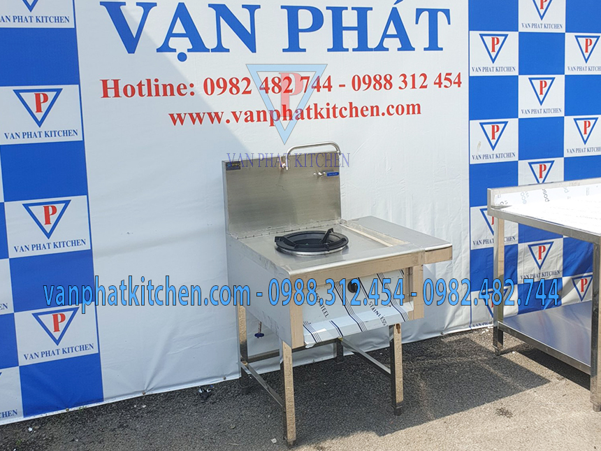 Bếp á công nghiệp