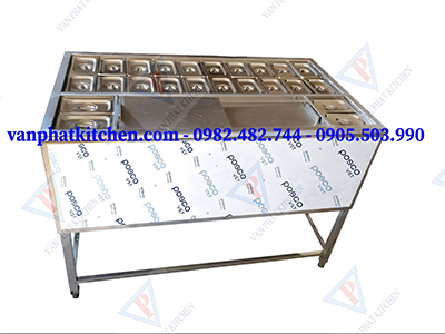 thung-da-inox-khung-chan